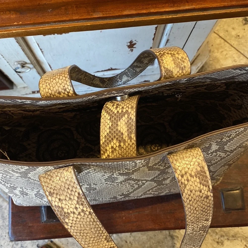 Carlos Santana leather Toto - Picture 5 of 9